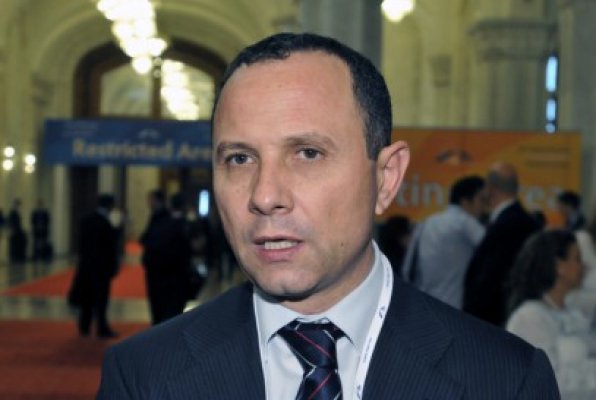 PNŢCD: Lupu nu mai are calitatea de membru al Partidului, Pavelescu este singurul preşedinte